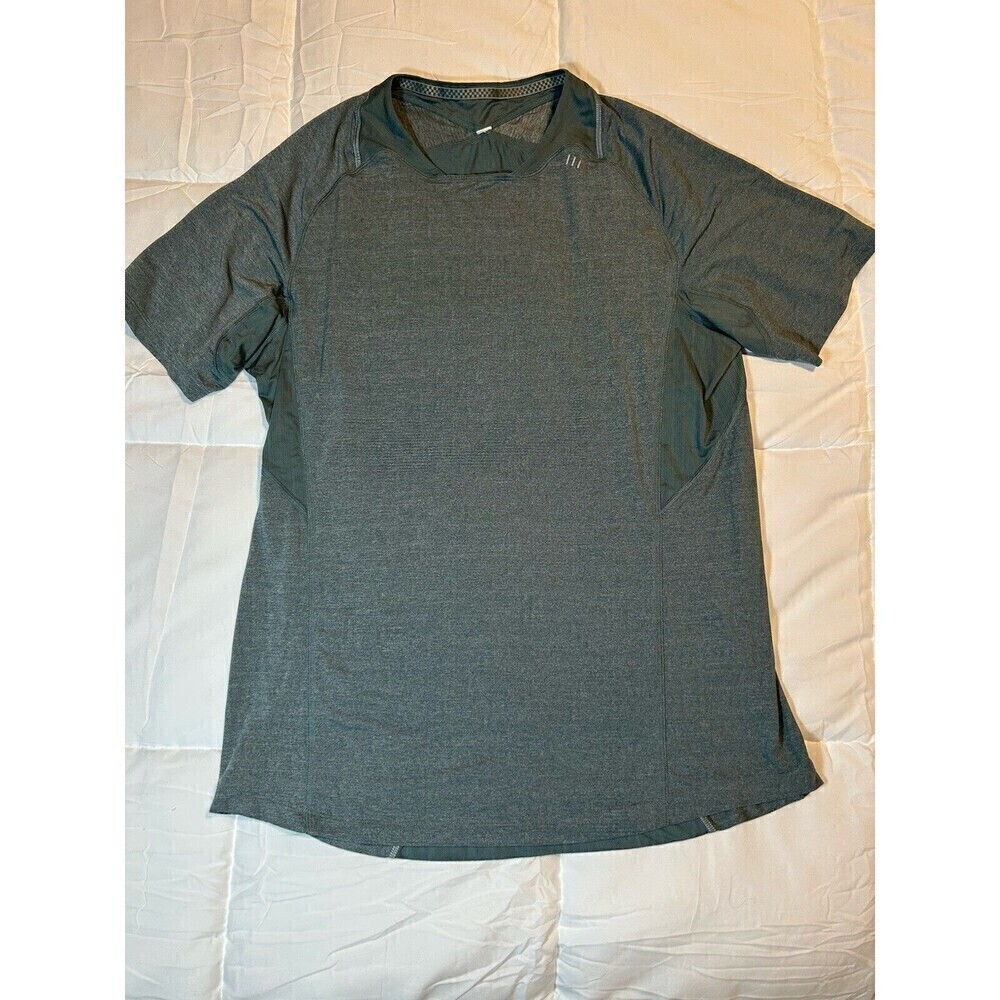 Lululemon Men’s Short Sleeve Square Neck T-Shirt Sz M Green
